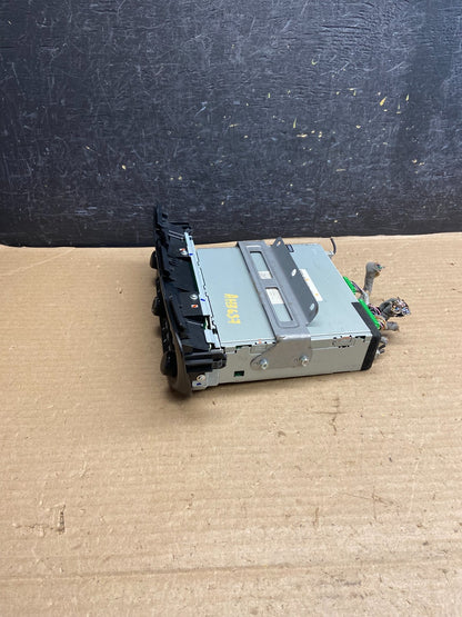 2005 to 2010 Honda Odyssey Am Fm Cd Player Radio Receiver AH3637 DG2