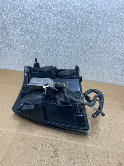 2002-2006 Cadillac Escalade Right Passenger Side Xenon HID Headlight Oem Z12448