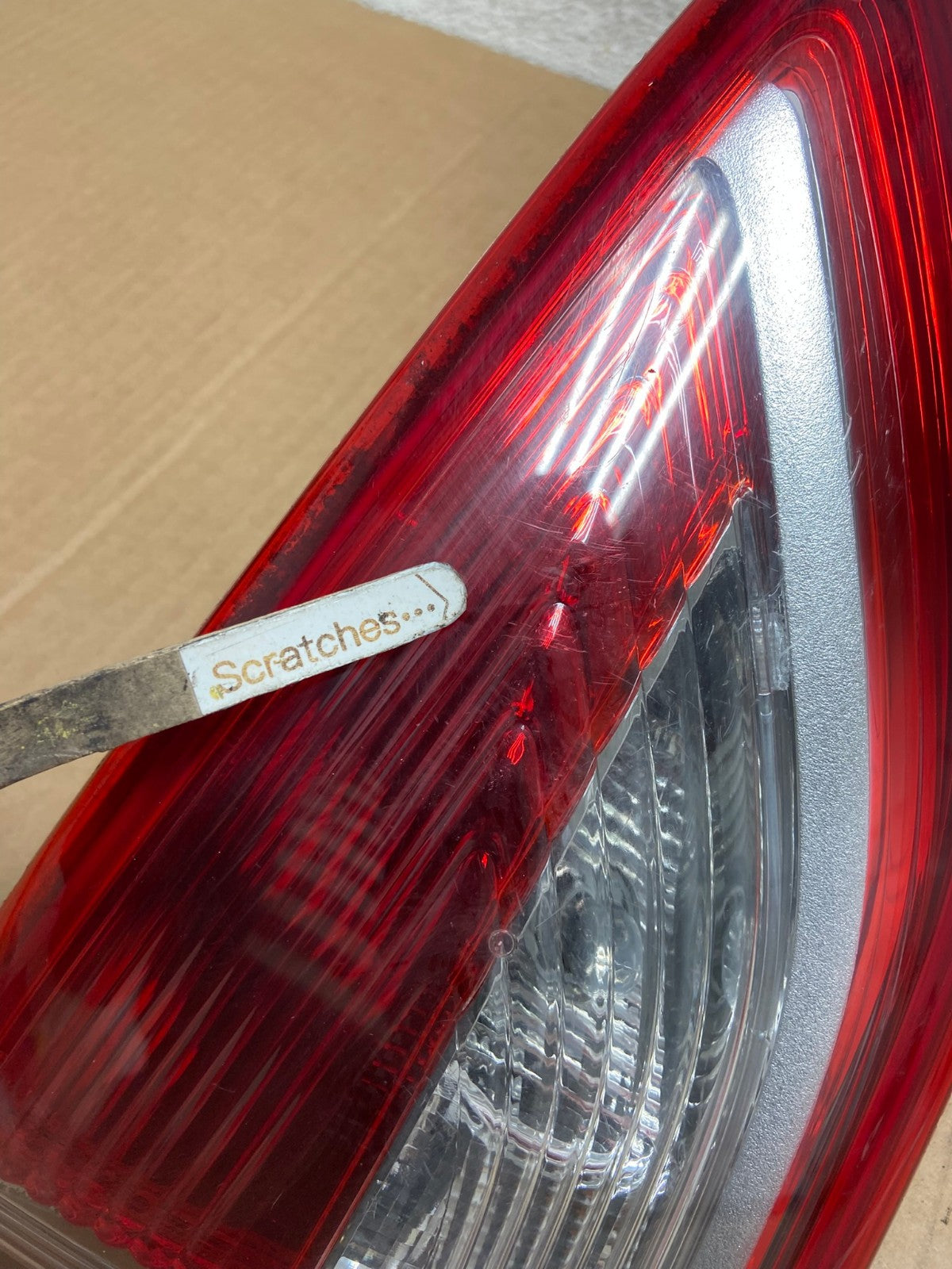 2013 to 2016 Ford Escape Left Driver LH Side Inner Tail Light AI5731 LK3