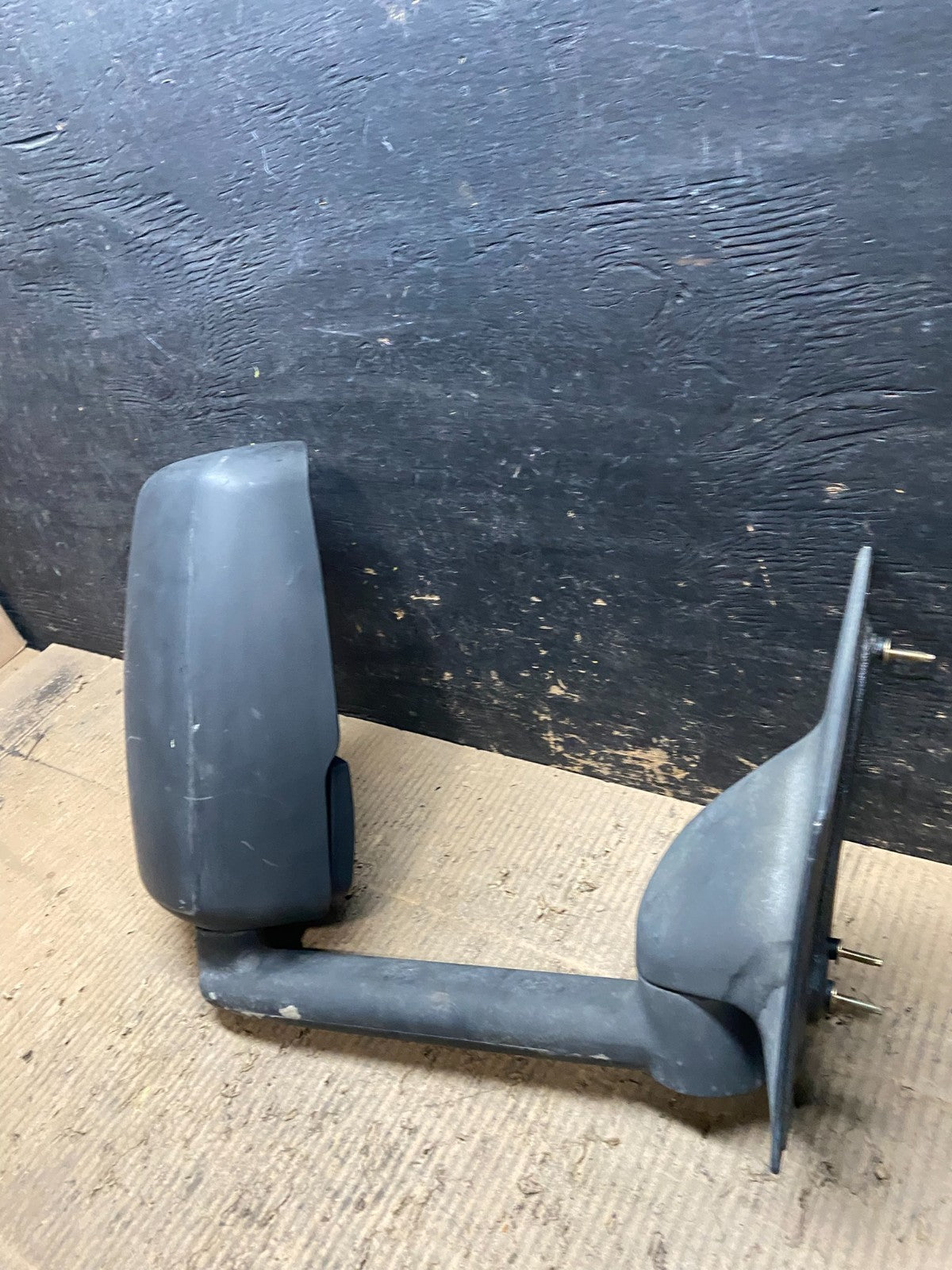 2003 to 2017 Chevrolet Express Savana Right Passenger Door View Mirror T9738 DG1