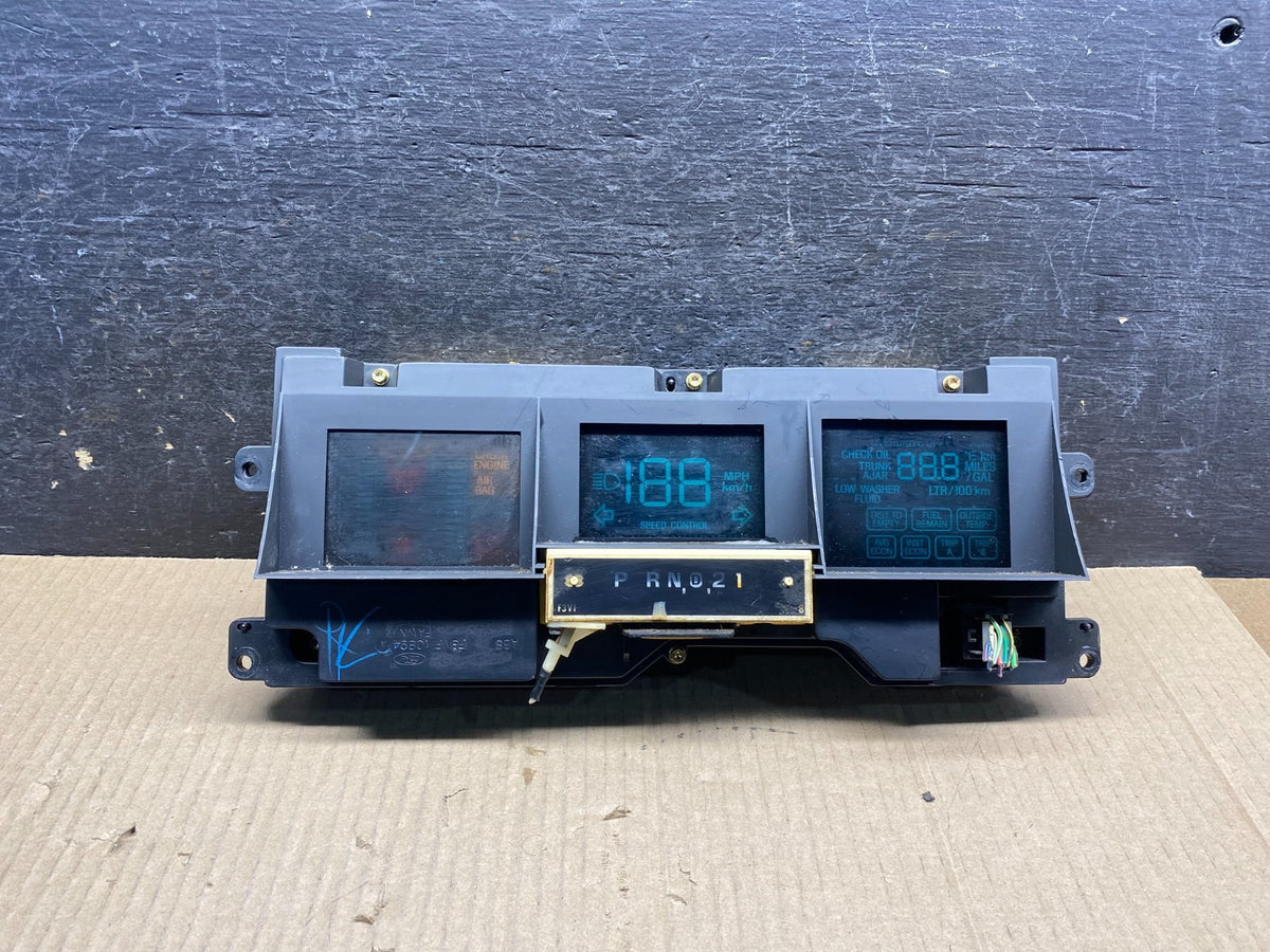1993-1994 Lincoln Town Car Speedometer Gauge Cluster F3VF-10849-BA ai4904 DG0