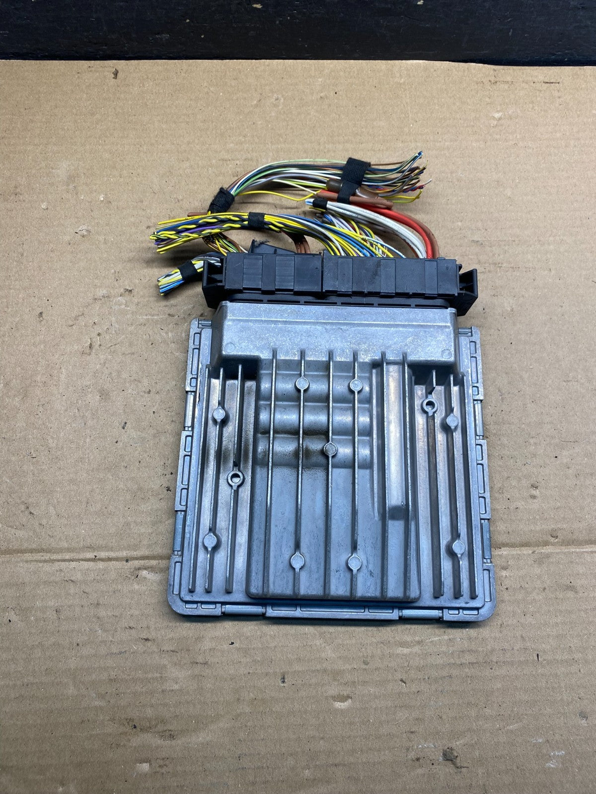 2007 - 2011 BMW 328i 528i E90 ECM ECU Engine Computer 7602216 ai7536 DG1