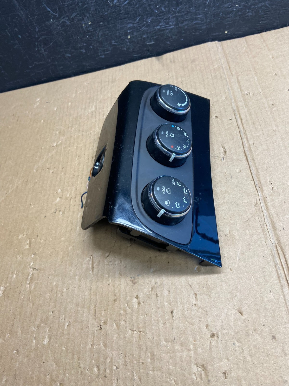 2011-2014 Chrysler 200 Heater AC Climate Switch Temperature Control ae4267 DG2