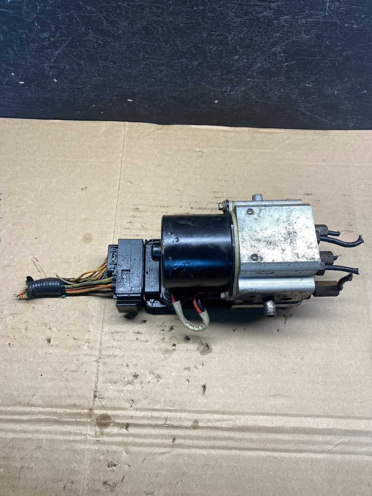 2006 2007 Ford E250 E350 Econoline Anti-Lock ABS Antilock Brake Pump af0003 DG5