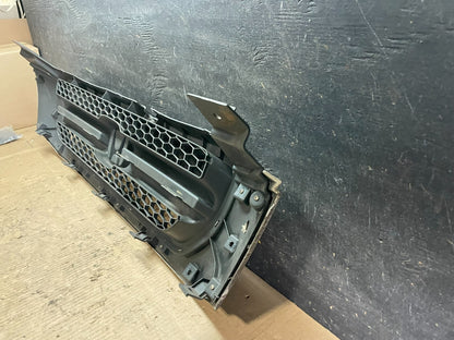 2003 2004 2005 Honda Pilot Front Upper Grill Grille U6070 DG4