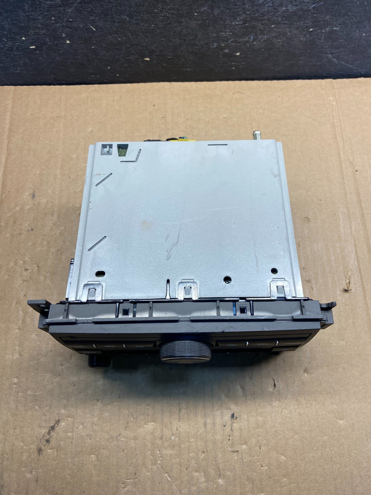 2007 to 2014 GMC Chevy Truck Yukon Silverado AM FM Radio AG1519 DW5