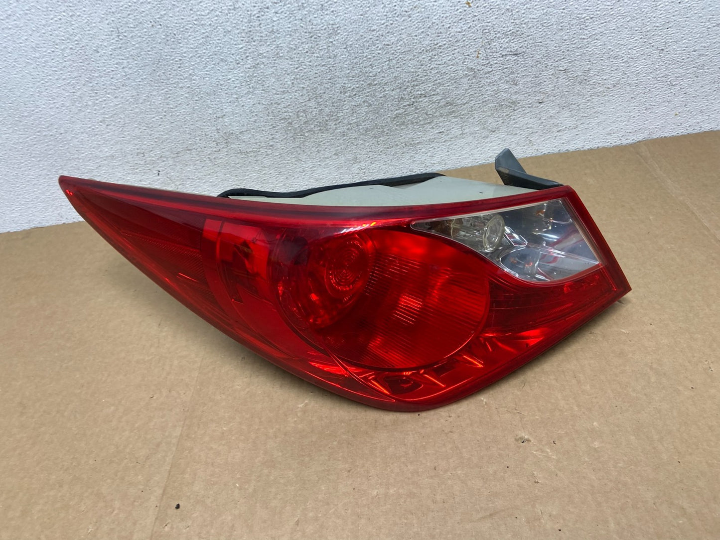 2011 2012 2013 Hyundai Sonata Left Driver LH Side Tail Light AF9505 DW0