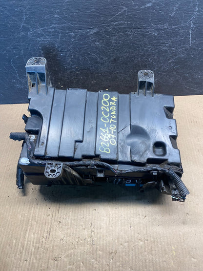 2007 to 2010 Toyota Tundra Under Hood Fuse Box Relay AE6422 DG0