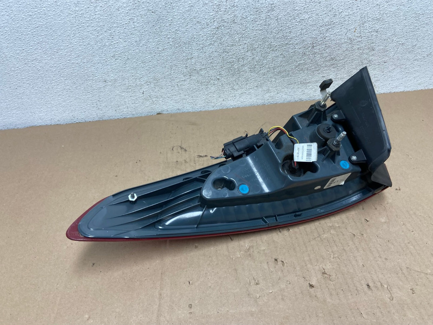 2013 to 2016 Ford Fusion Left Driver LH Side Tail Light AG6736 LK4