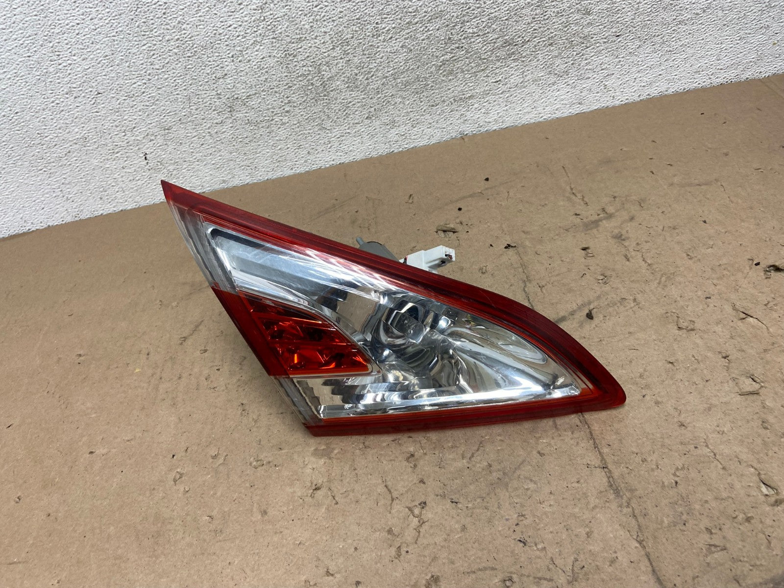 2011-2014 Nissan Murano Left Driver Lh Side Inner Tail Light AG5669 LK0