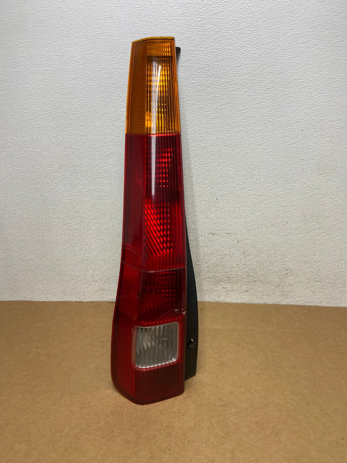 2002 2003 2004 Honda Crv Cr-v Left Driver Lh Tail Light AD4451 LK0