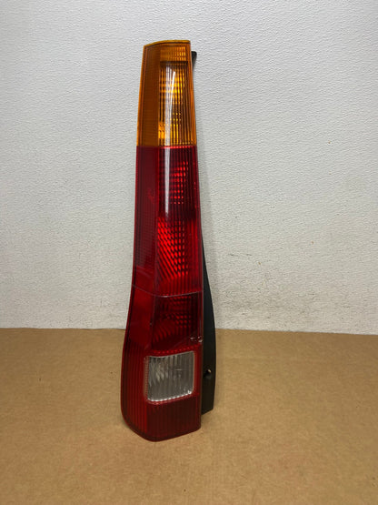 2002 2003 2004 Honda Crv Cr-v Left Driver Lh Tail Light AD4451 LK0