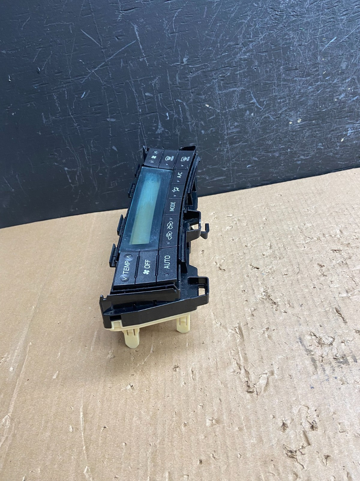 2010 to 2015 Toyota Prius A/C Heater Climate Control Unit Switch af1457 DG1