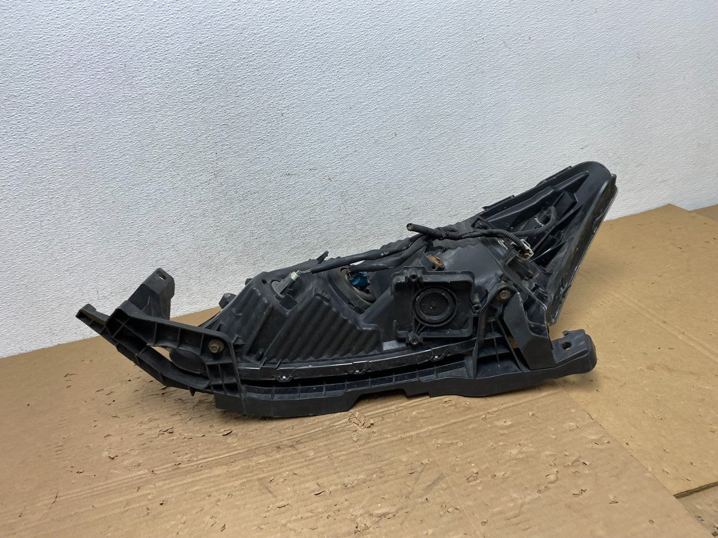 2008 to 2012 Honda Accord Sedan Right Passenger RH Headlight AD4375 DW8