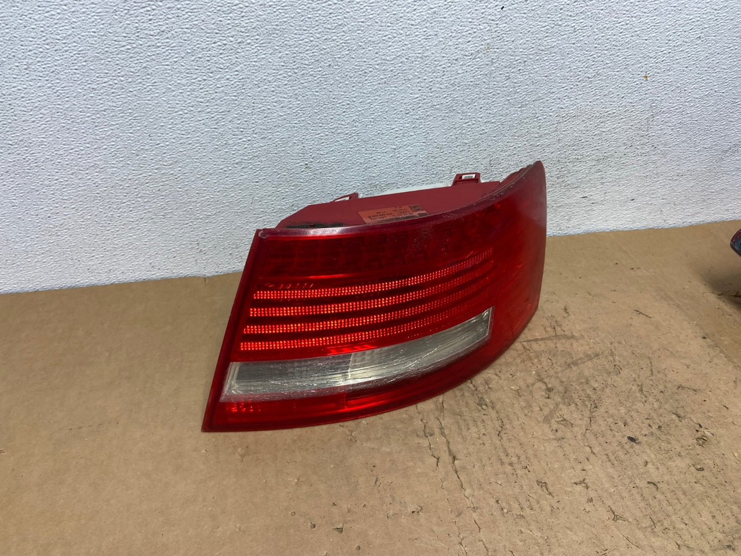 2005 - 2008 Audi A6 Quattro Right Passenger Rh Tail Light AD1440 LK2