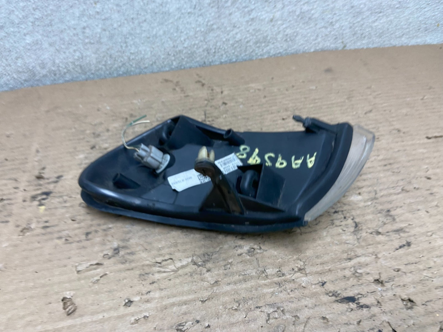 1993 to 1997 Toyota Corolla Right Passenger Corner Marker Turn Signal AA9598 DW4