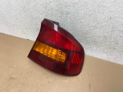 2000 to 2004 Subaru Legacy Right Passenger Rh Side Tail Light AG4608 LK1