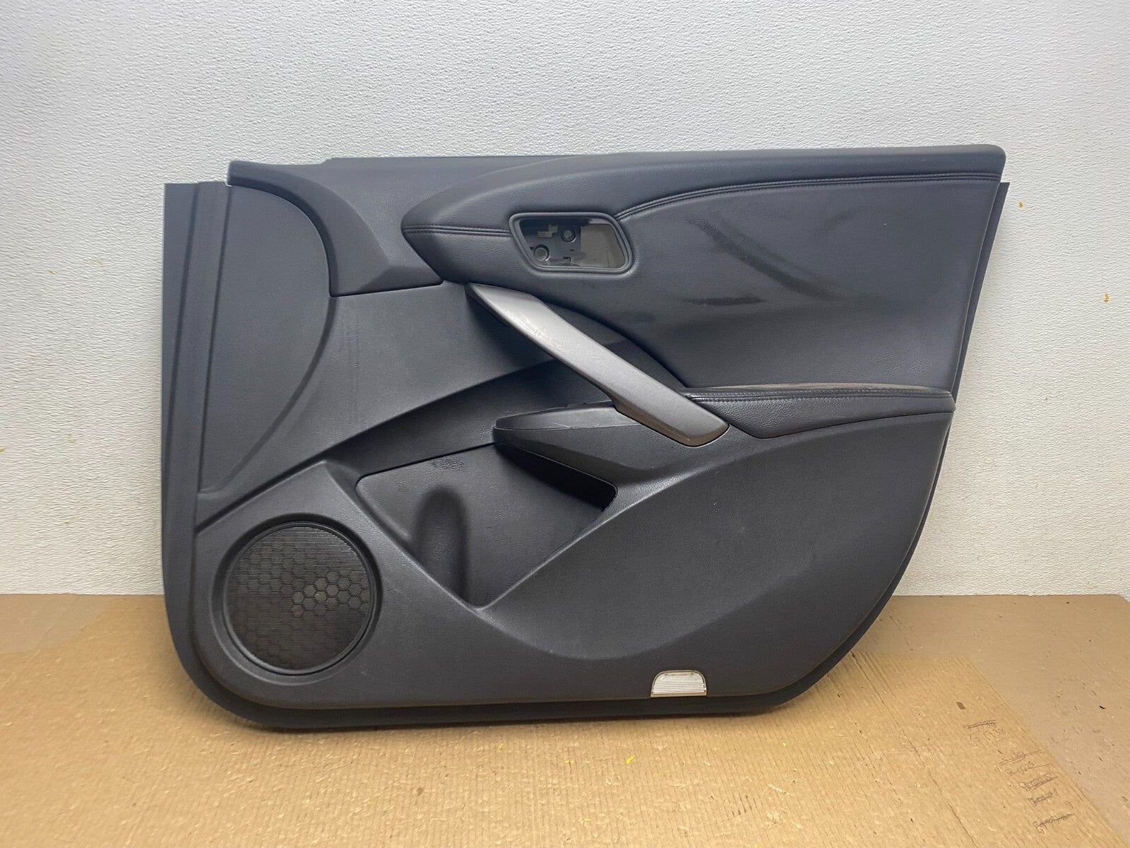 2013 2014 2015 Acura RDX Front Right Passenger RH Door Panel G1780 DG10