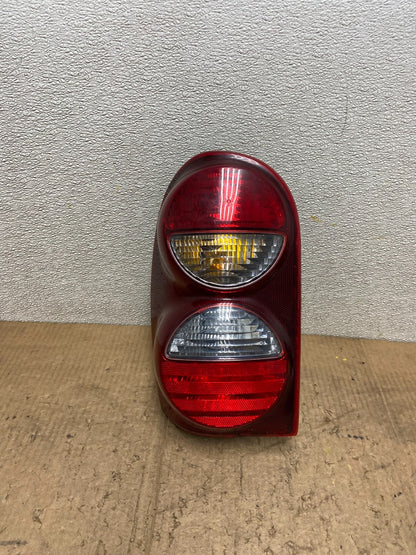 2005 2006 2007 Jeep Liberty Left Driver Lh Side Tail Light AA8375 LK0