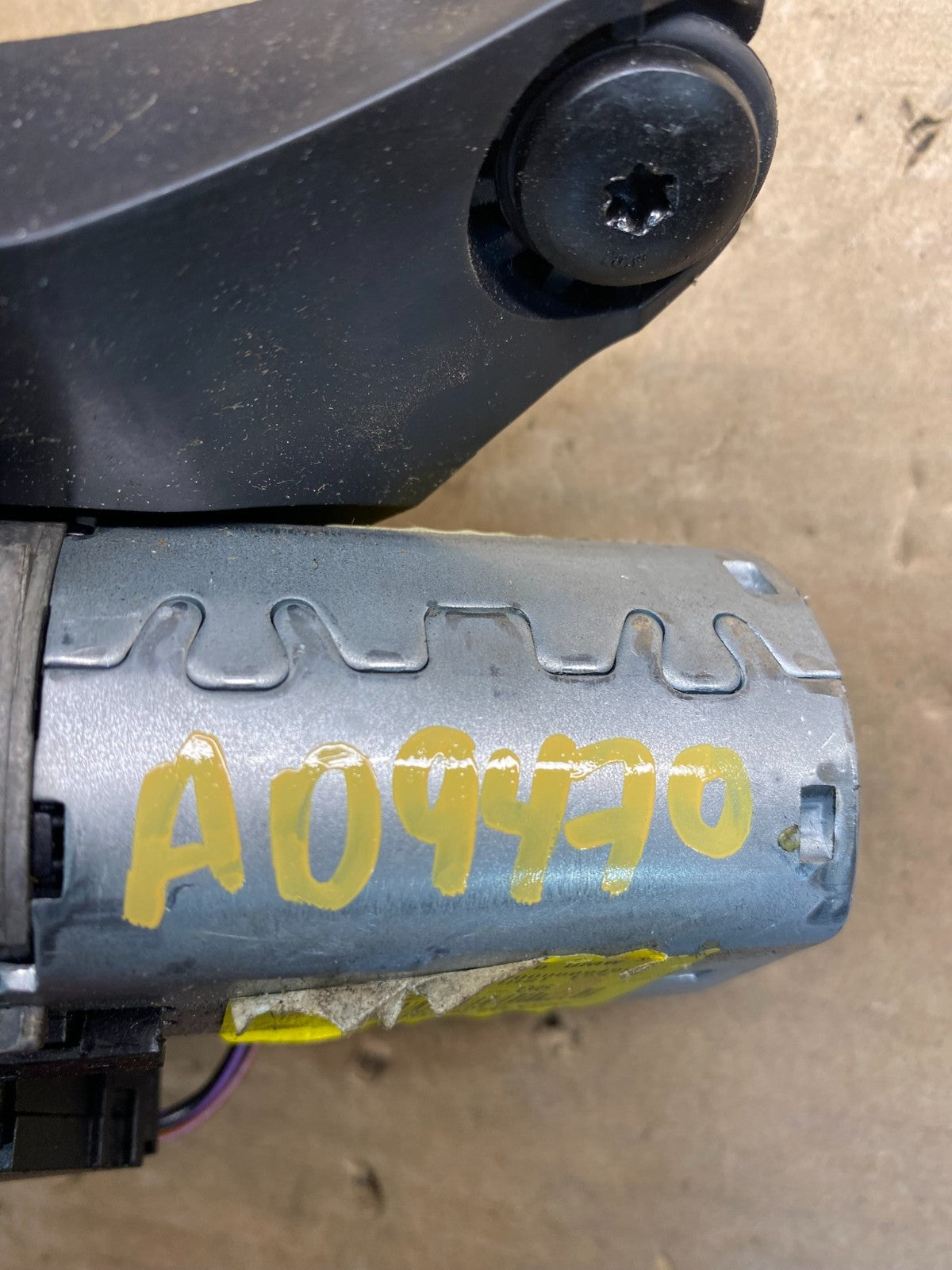 2007 to 2013 BMW X5 E70 Rear Windshield Wiper Motor ad9470 DG7