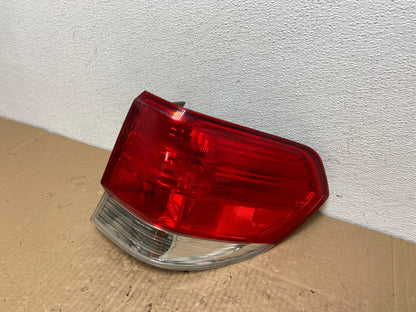 2008 2009 2010 Honda Odyssey Right Passenger Side Tail Light AC3933 LK1