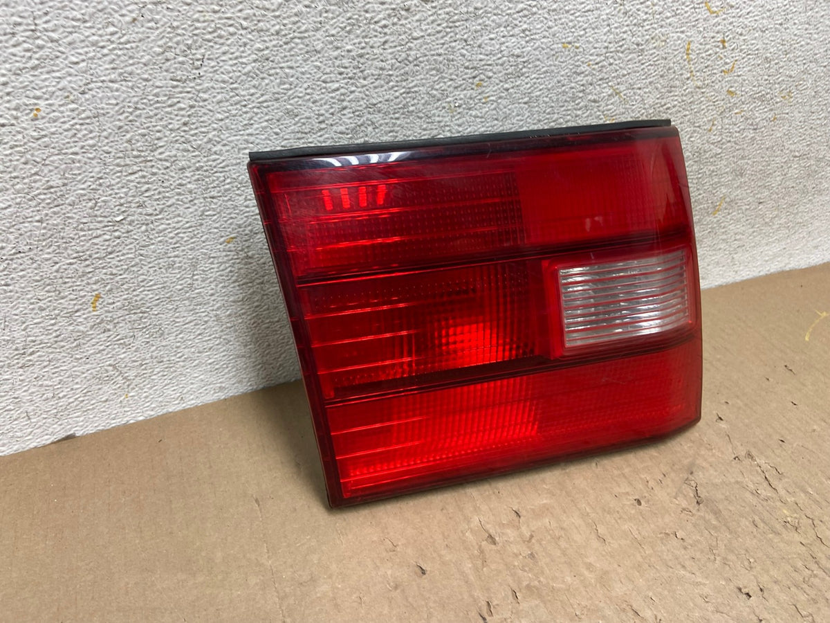 1995 to 1997 Lexus LS400 Left Driver LH Side Inner Tail Light AH5984 LK1