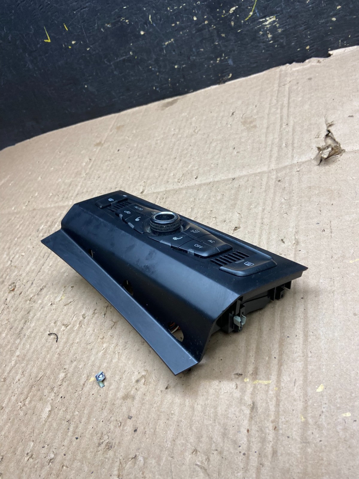 2008 - 2012 Audi A4 A5 Front Heater AC Climate Control Panel Oem Y5446 DG2