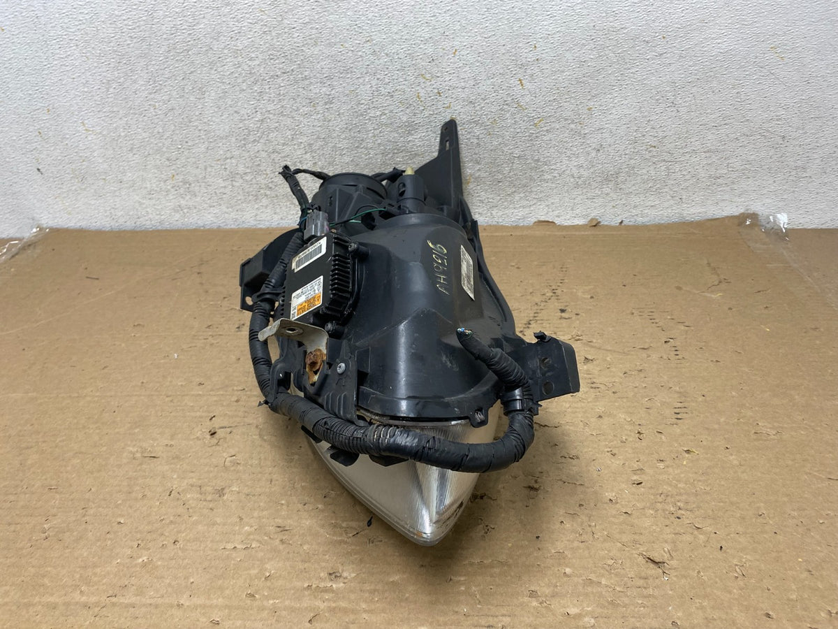 Sedan 2010 2011 2012 Nissan Altima Left Driver XENON Headlight AH9216 DW7