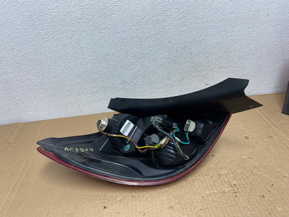 2003-2007 Saturn Ion Coupe Right Passenger RH Side Tail Light Oem AC3829 LK5