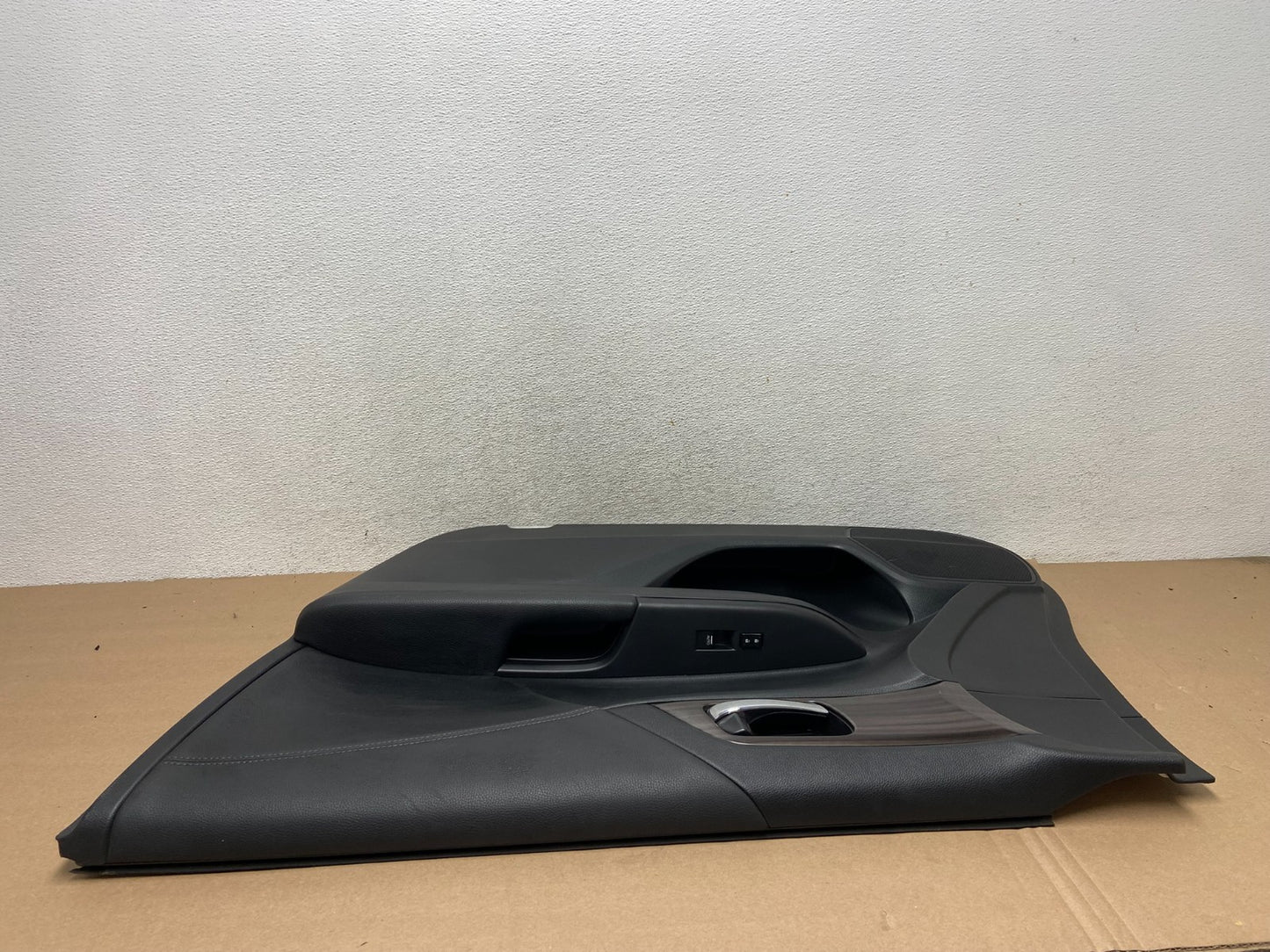 2014-2017 Honda Accord Front Right Passenger RH Side Door Panel AG4512 DG5
