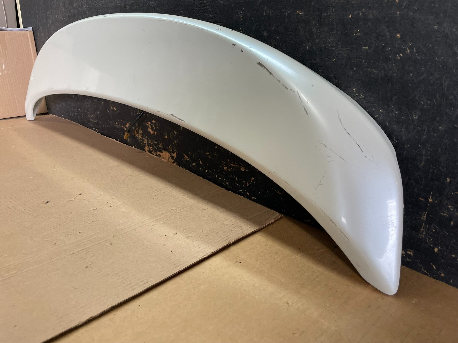 2002 to 2004 Infiniti i35 Rear Tailgate Liftgate Spoiler Wing W/ Light AA19392