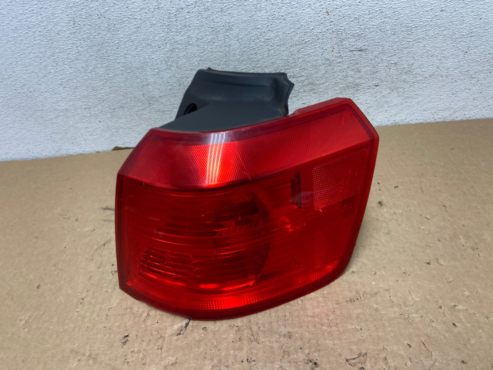 2010 to 2017 GMC Terrain Halogen Right Passenger Rh Side Tail Light AF8031 LK0