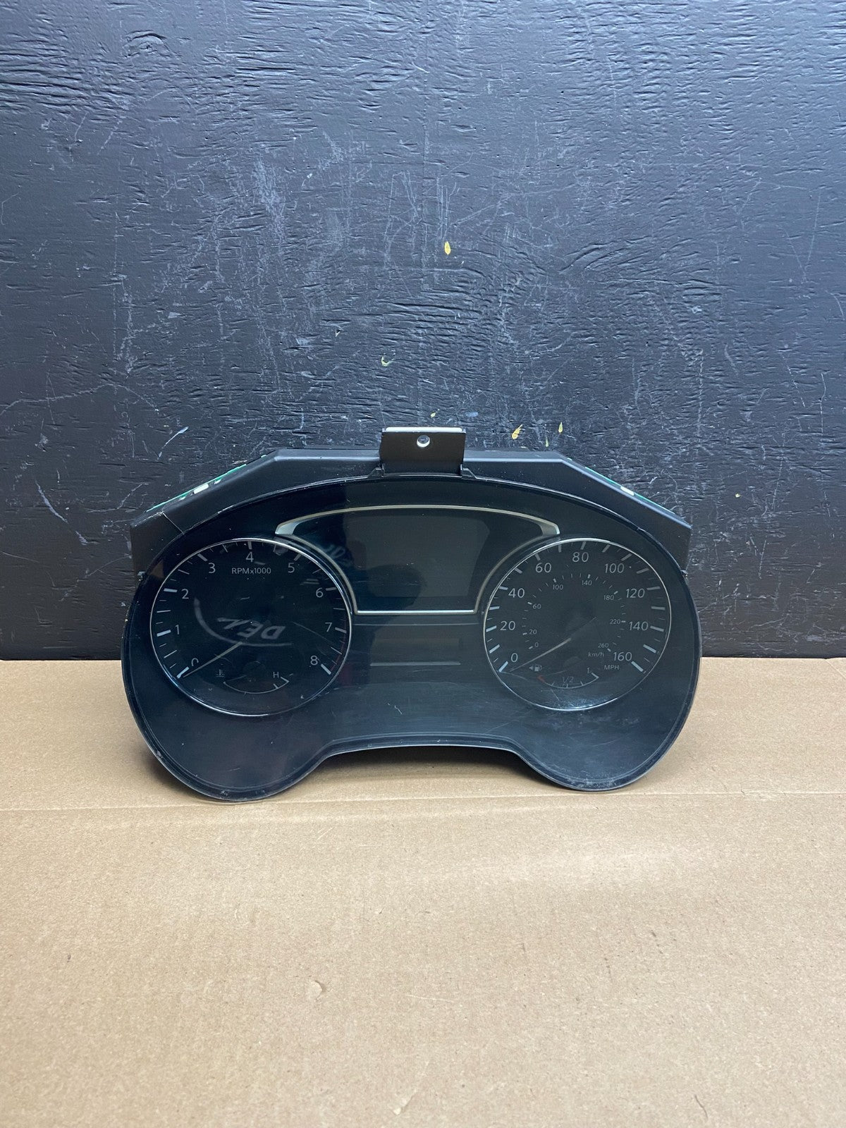 2013 2014 Nissan Pathfinder Speedometer Cluster Gauge OEM  AC6113 DG0