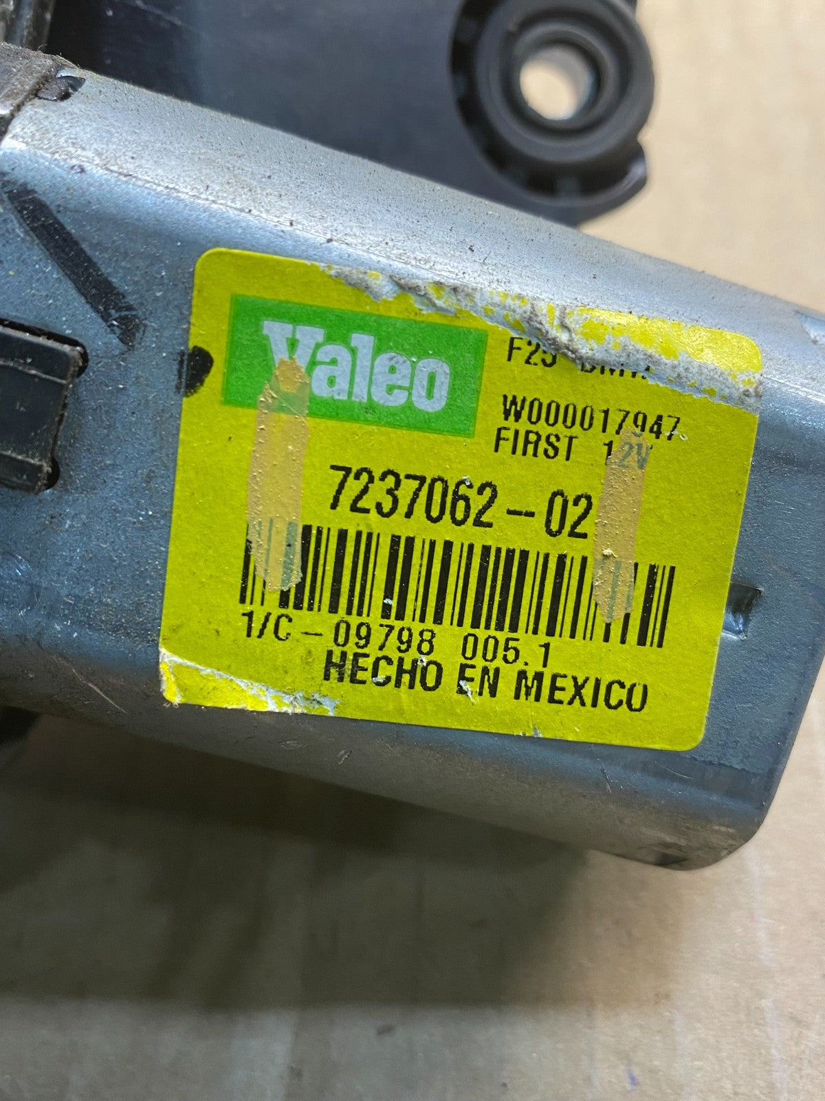 2011 to 2017 BMW X3 Rear Windshield Wiper Motor OEM AC0871 DG3