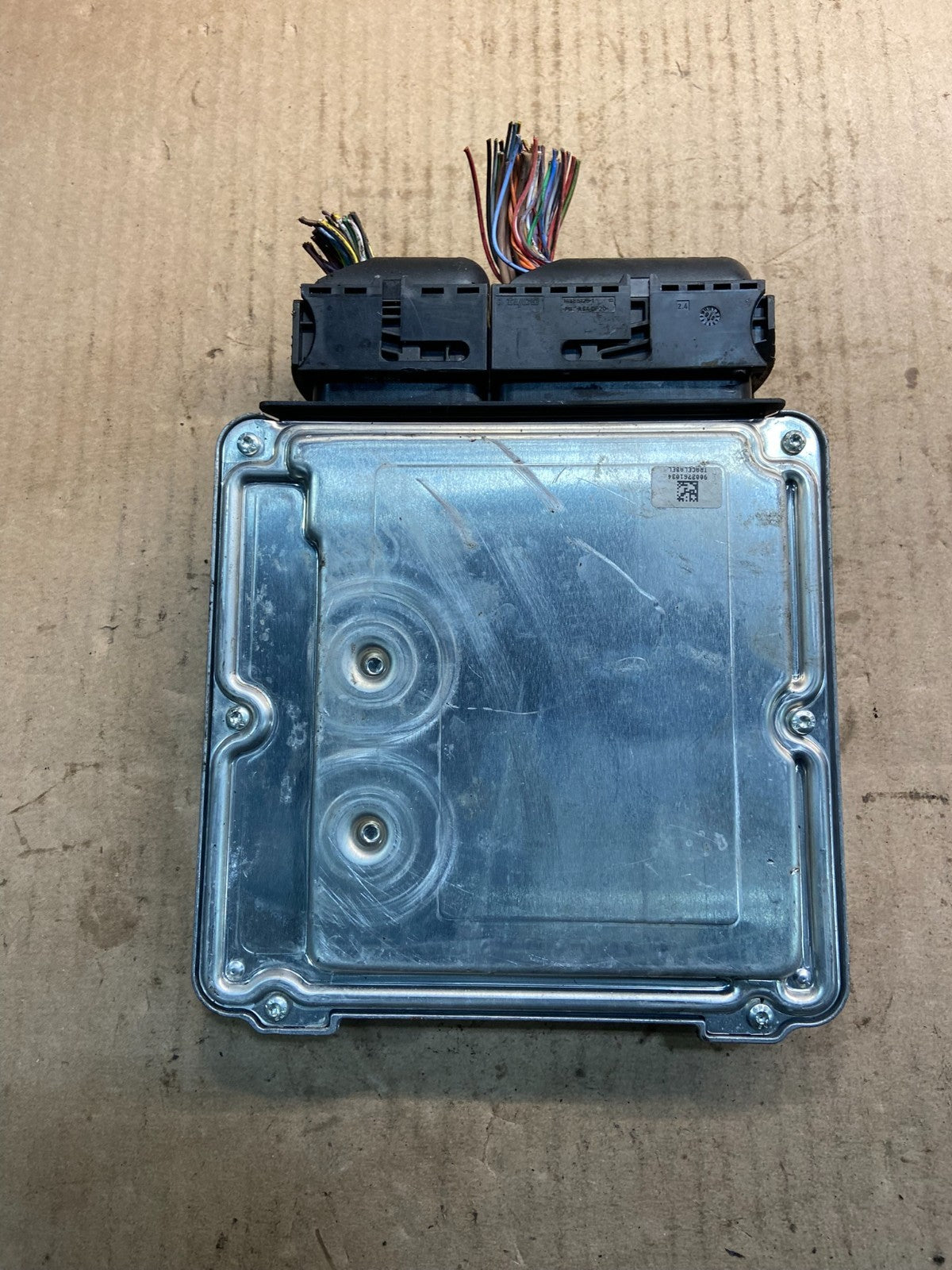 2009 to 2010 Audi A4 2.0L Engine Computer Ecu Pcm Ecm Pcu Oem OEM Z4911 DG2