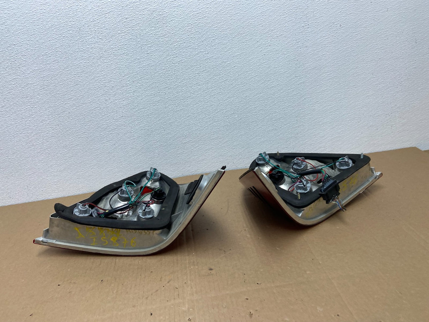 2003-2006 Mercedes-Benz S-Class Left+Right Tail Lights AB6357 DW5
