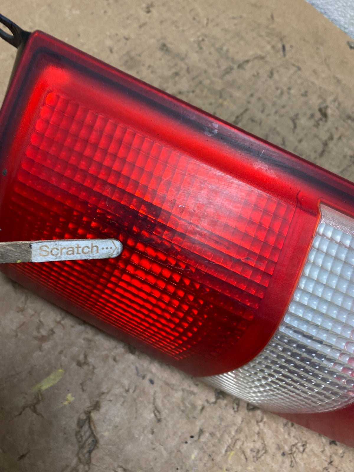 2003 2017 Chevrolet Express 1500 2500 3500 Right Passenger Tail Light V8410 DW4