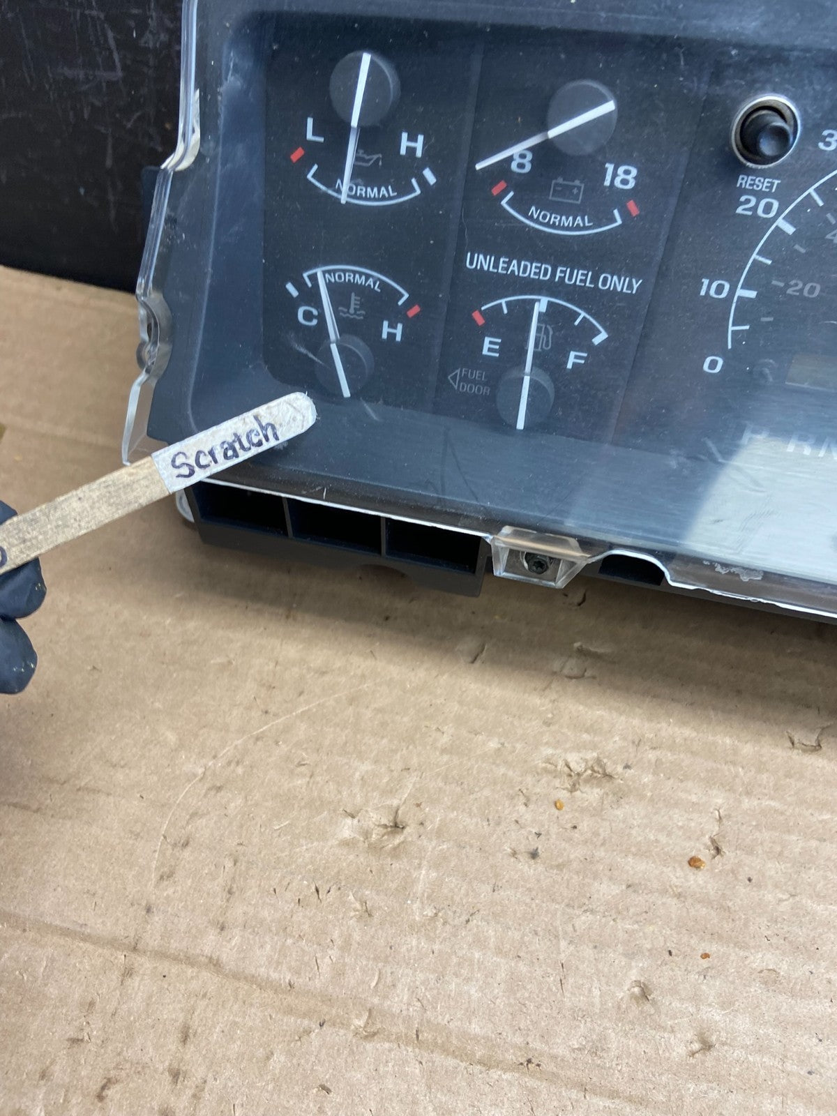 1992 to 1997 Ford F250 F350 Speedometer Cluster Gauge af2640 DG1