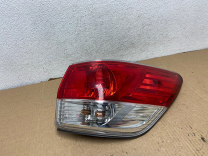 2013 to 2016 Nissan Pathfinder Passenger Right Side Tail Light AG2073 LK0