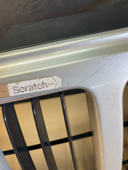 2005 2006 2007 Jeep Grand Cherokee Front Upper Grill Grille AC9741 DW3