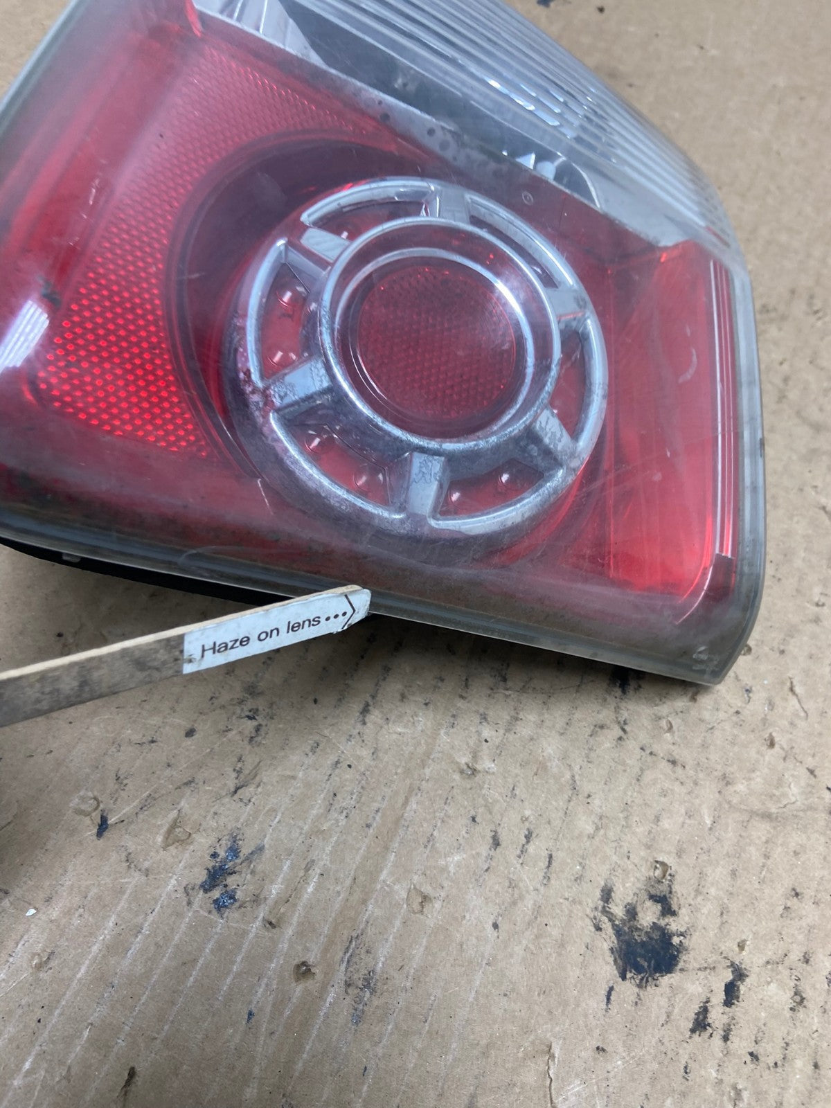 2007 to 2012 GMC Acadia Right Passenger Rh Hatch Tail Light Inner AG2104 LK4