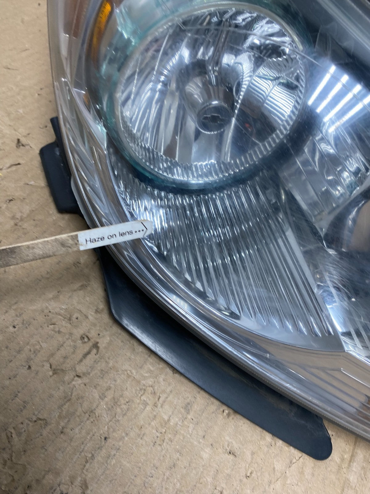 2008 to 2012 Chevrolet Malibu Right Passenger Rh Side Headlight AE9079 DW4