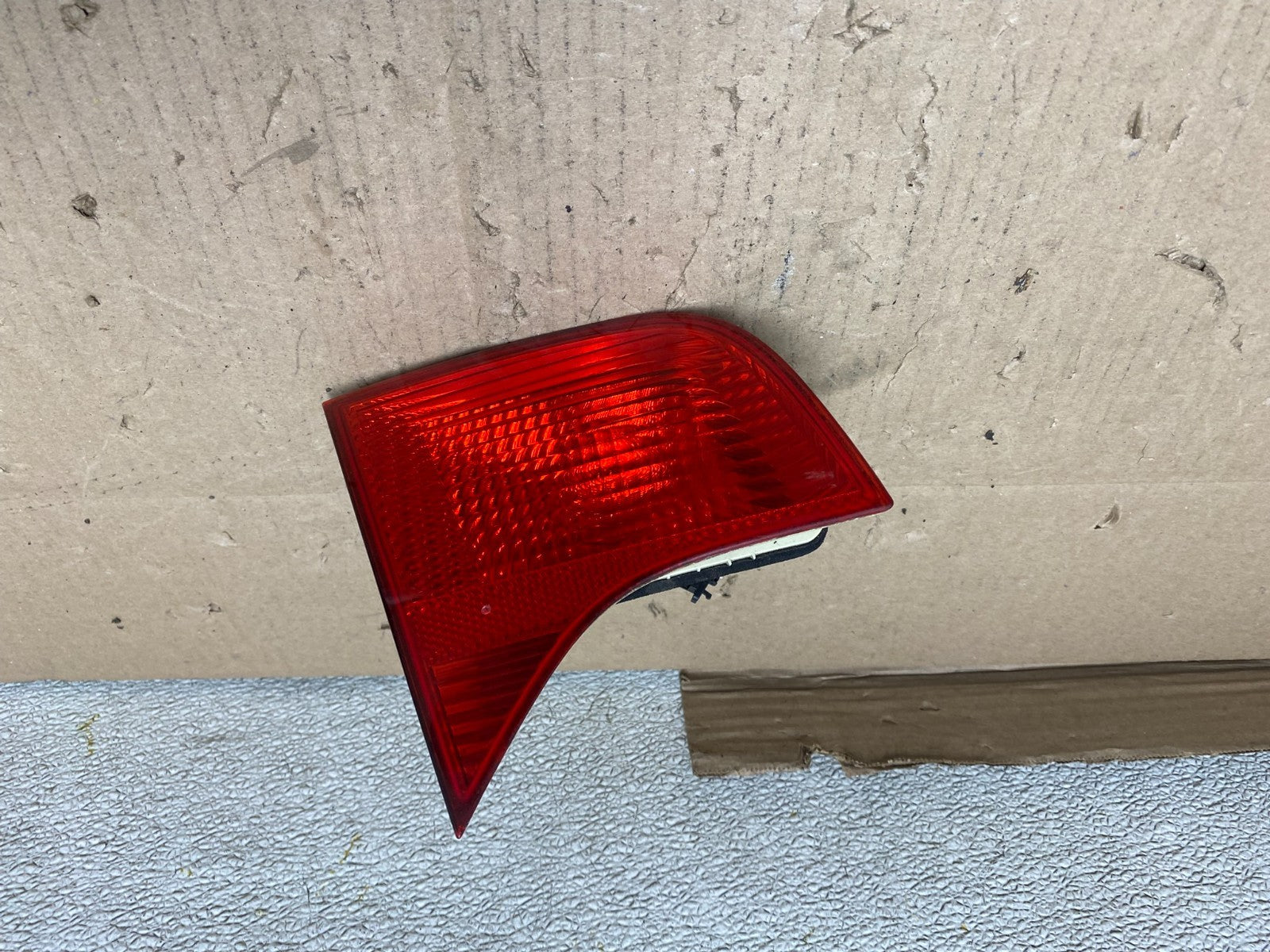 2004 to 2008 Audi A4 Sedan Left Driver LH Side Inner Tail Light U6730 DW0