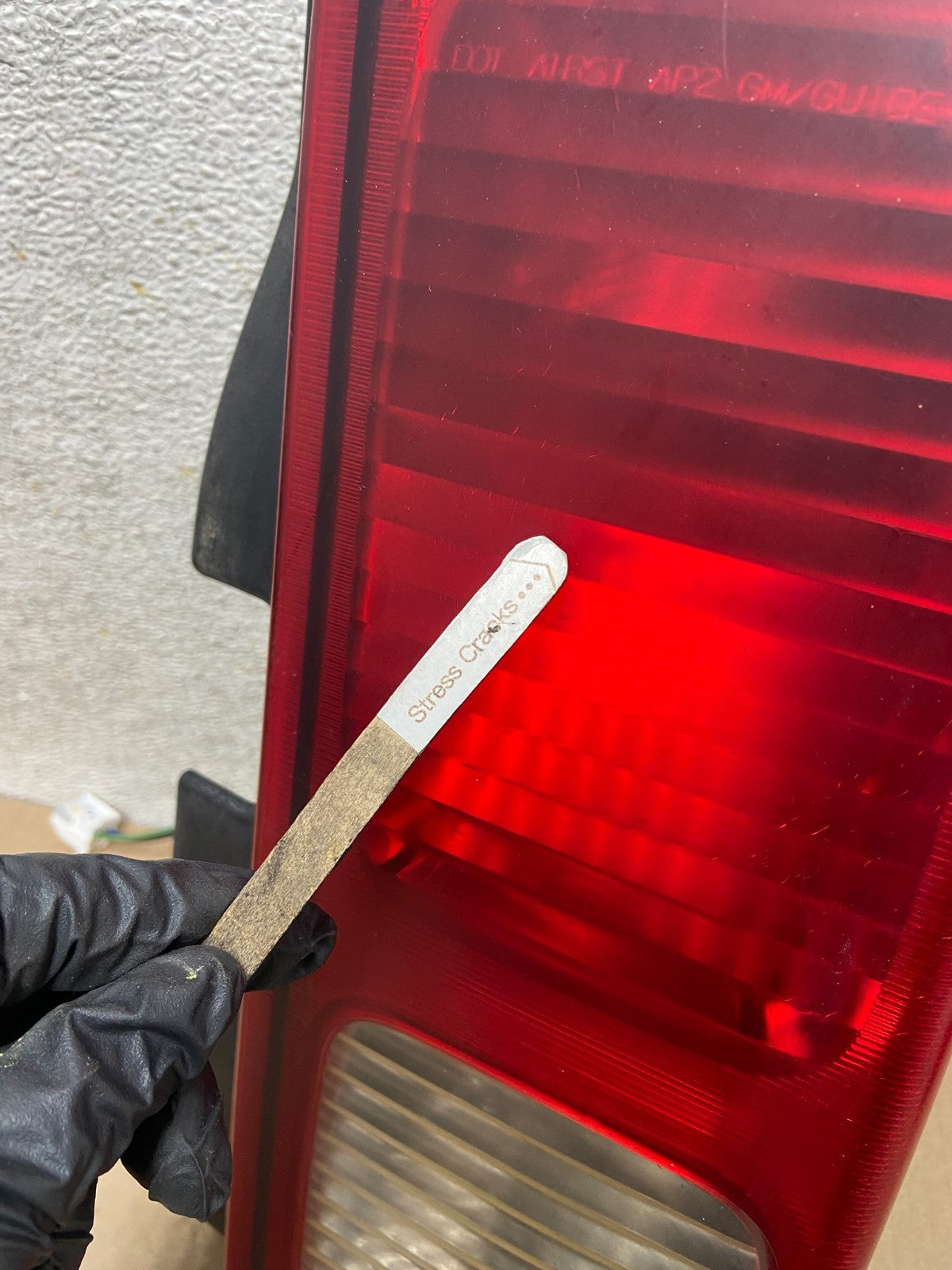 2006 to 2008 Hummer H3 Right Passenger Side Tail Light AI9663 LK3