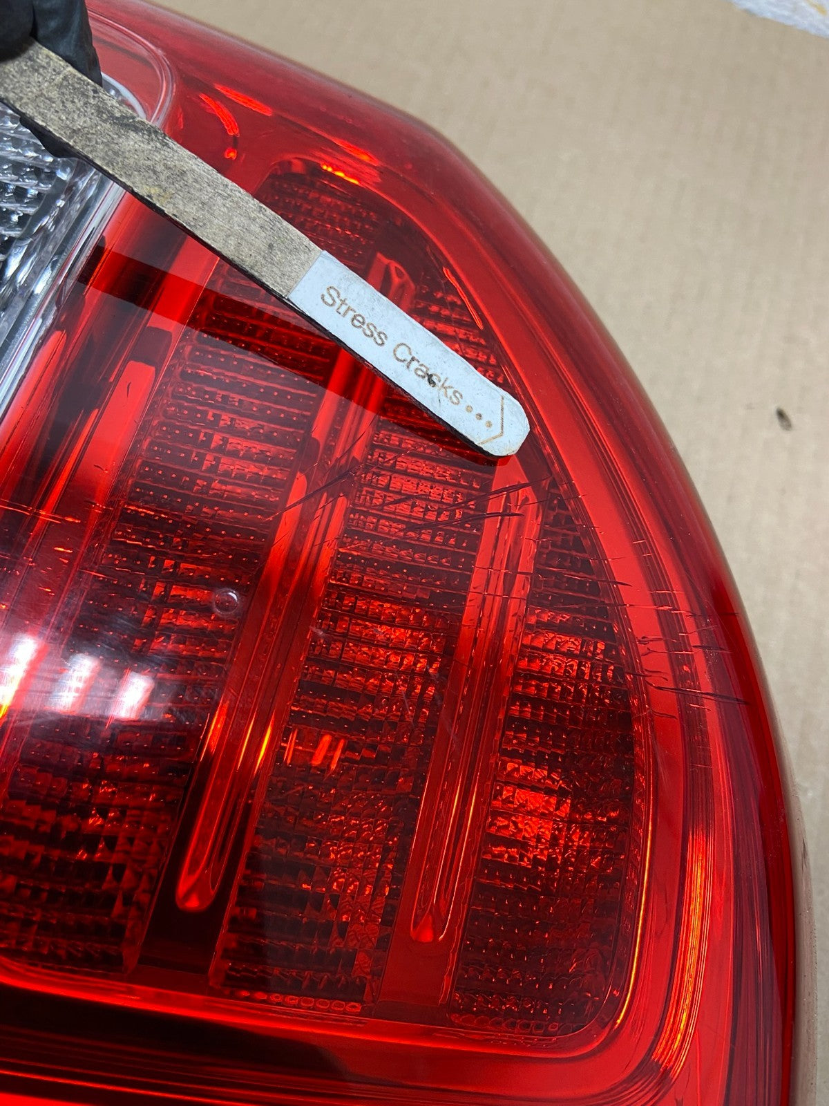 2011 2012 2013 Jeep Compass Left Driver LH Side Tail Light AI9470 LK4