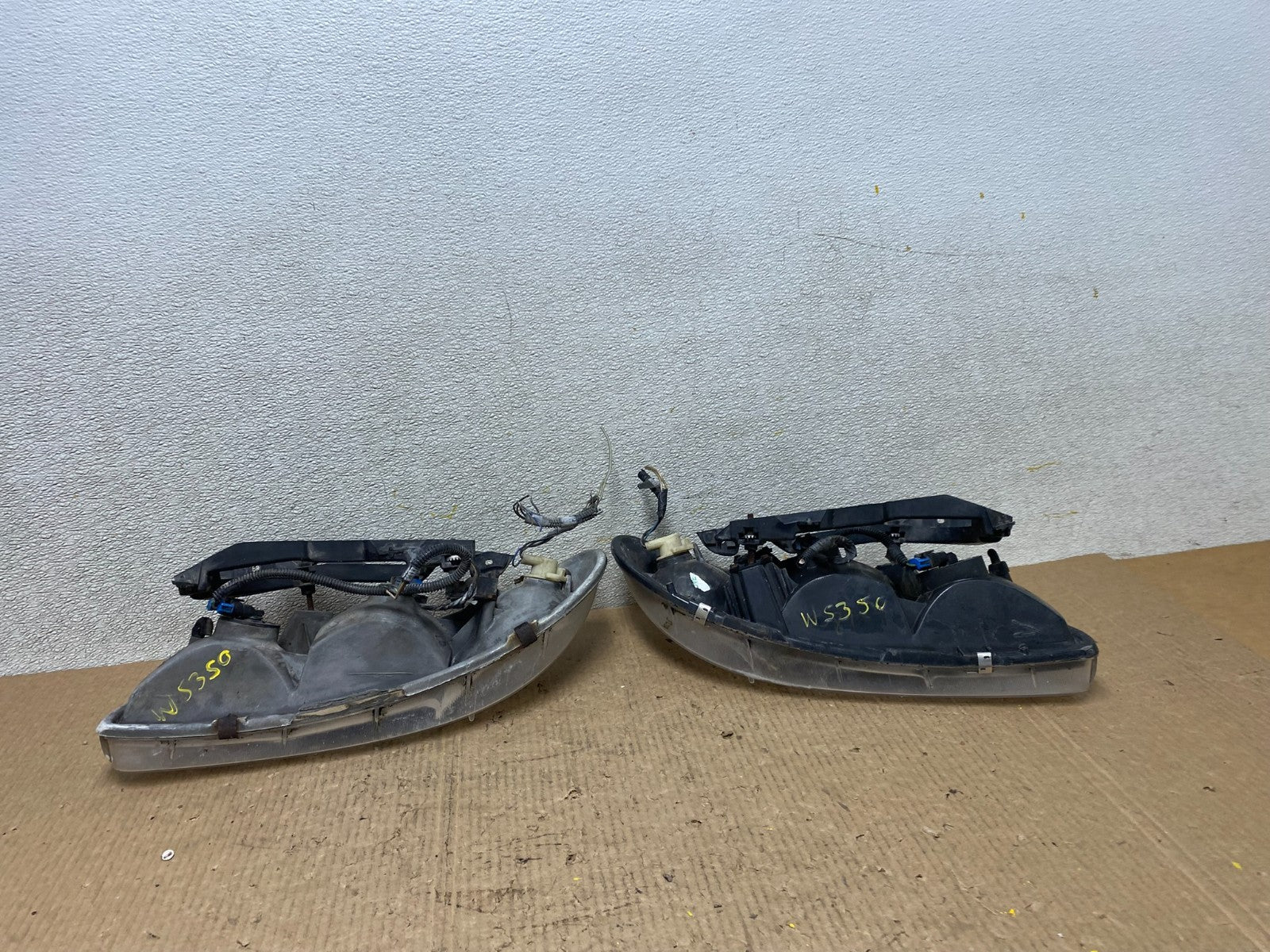 1996 to 1998 Pontiac Grand Am Left+Driver LH Side  Headlights W5350 DG9