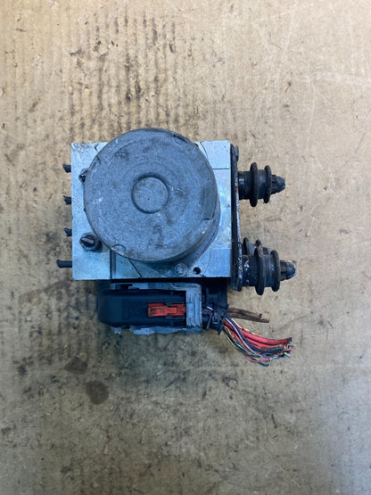 2009 to 2012 Audi Q5 ABS Anti-Lock Brake Pump 8R0614517 OEM z2438 DG5