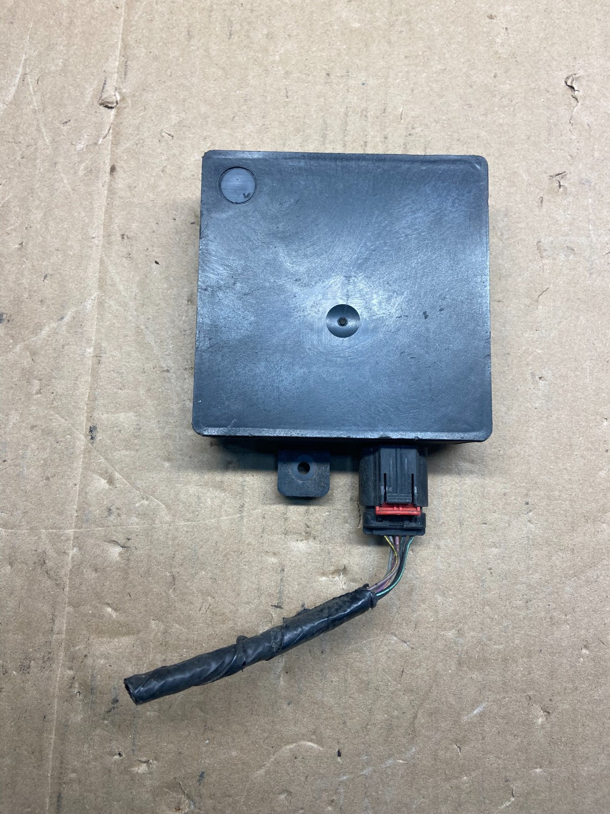 2013 to 2016 Lincoln MKZ Left Driver Side Radar Blind Spot Module af9151 DG1