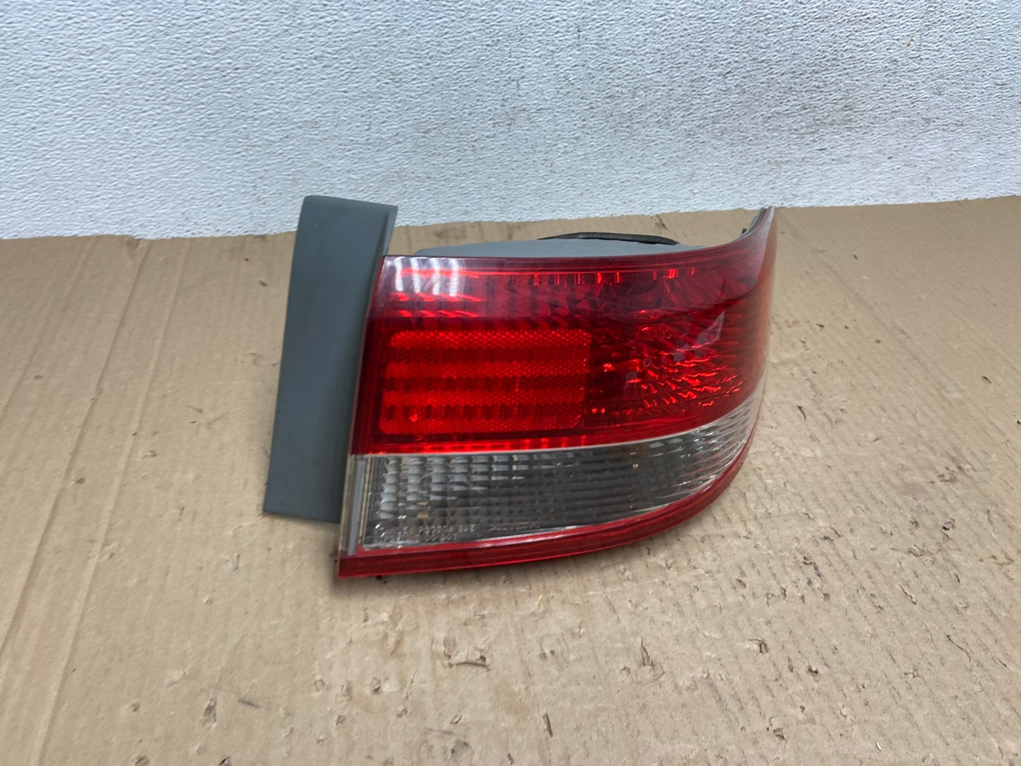 2003 to 2004 Honda Accord Sedan Right Passenger Rh Side Tail light AE9053 LK2