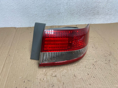 2003 to 2004 Honda Accord Sedan Right Passenger Rh Side Tail light AE9053 LK2